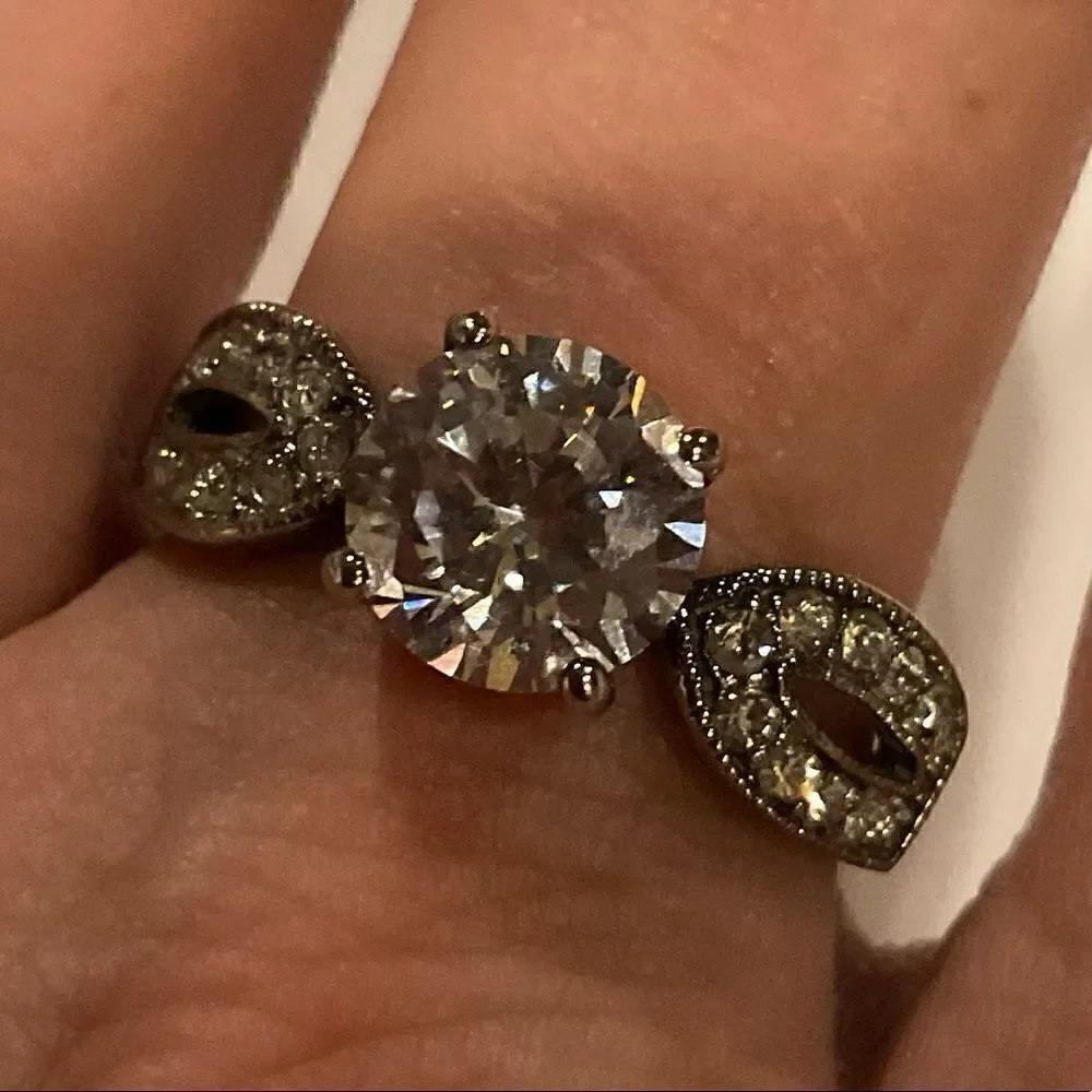 Gorgeous Gunmetal Ring